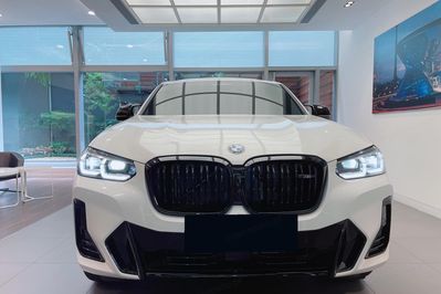 BMW X4 M40i