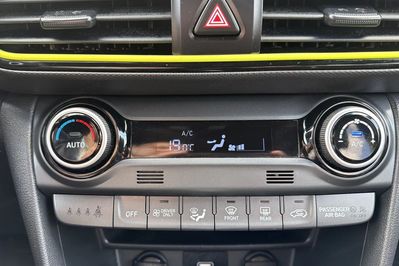 Hyundai Kona 1.6 Gdi Hybrid Style Dct