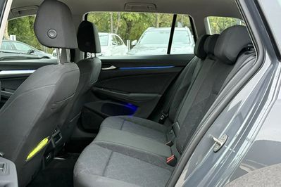 Volkswagen Golf VIII 2.0 TDI Life DSG