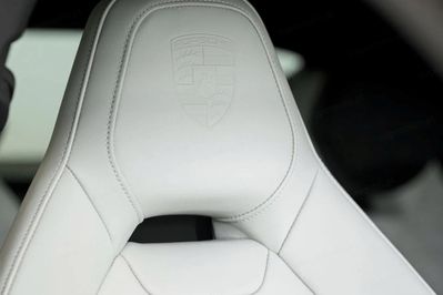 Porsche Panamera 4 E-Hybrid