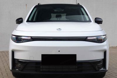 Leapmotor C10 Design 1.5 Hybrid