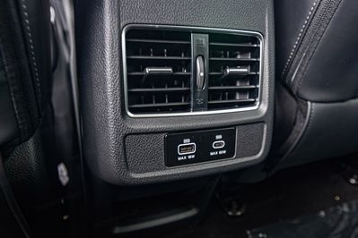 Jac JS8 1.5 T-GDI 7 DCT 7os.