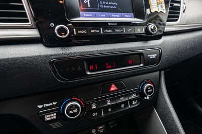 Kia Niro 1.6 GDI Hybrid M