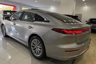 Bestune B70 2.0T Elegance aut