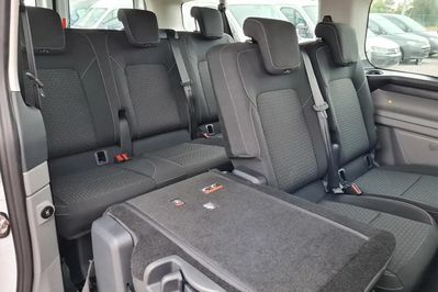 Ford Transit Custom Kombi M1 320 L2H1 Trend A8