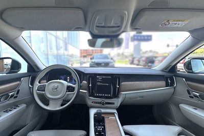 Volvo S90 B4 B Momentum Pro aut