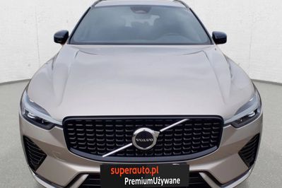 Volvo XC60 B5 B AWD Plus Dark