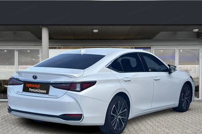 Lexus ES 300h Business Edition