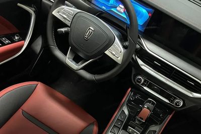 Bestune T77 1.5T Elegance DCT