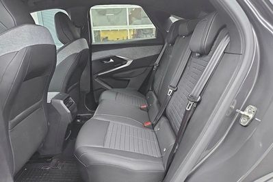 Peugeot 3008 1.2 PureTech S&S EAT8