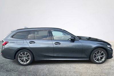 BMW Seria 3 320i Sport Line aut