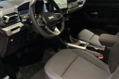 Dacia Bigster Expression mHEV  1.2 TCe