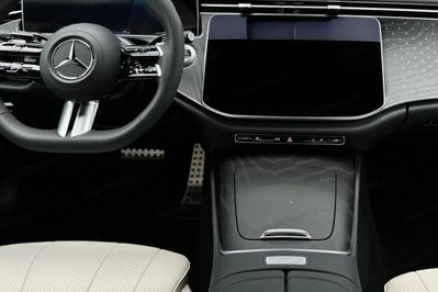 Mercedes E Klasa 300 e  4-Matic AMG