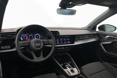 Audi A3 35 TFSI mHEV S tronic