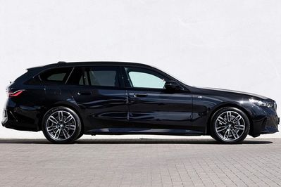 BMW Seria 5 Touring 520d xDrive M Sport