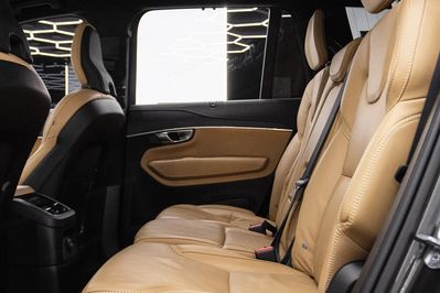 Volvo XC90 T8 AWD Plug-In Hybrid Plus Dark 7os aut