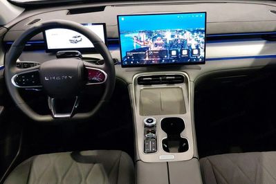 Chery TIGGO 8 1.5 t-Gdi Super Hybrid Prestige Dct