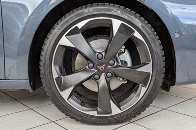 Cupra Leon 1.5 eTSI mHEV DSG
