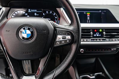 BMW Seria 1 118i Advantage aut