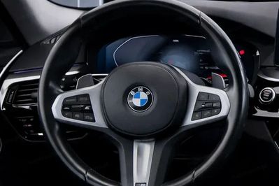 BMW Seria 5 530i xDrive mHEV M Sport sport-aut