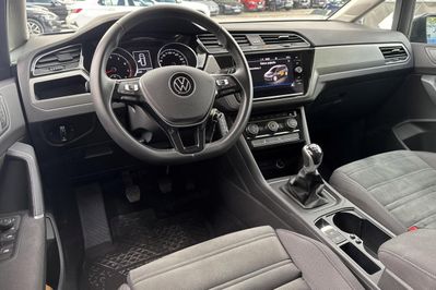 Volkswagen Touran Comfortline 1.5 TSI EVO