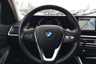 BMW Seria 3 318i aut
