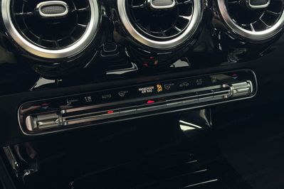 Mercedes Klasa A 250 e PHEV AMG Line