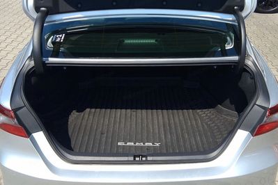 Toyota Camry 2.5 Hybrid Prestige Cvt