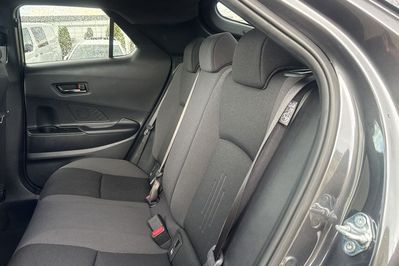 Toyota C-HR Hybrid Dynamic Force Style