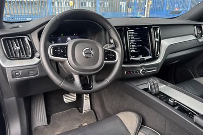 Volvo XC60 B4 D R-Design