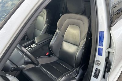 Volvo XC60 B4 B R-Design aut