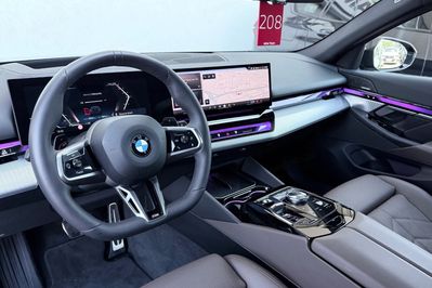 BMW Seria 5 540d xDrive mHEV M Sport aut