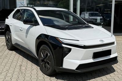 Toyota bZ4X Style EV