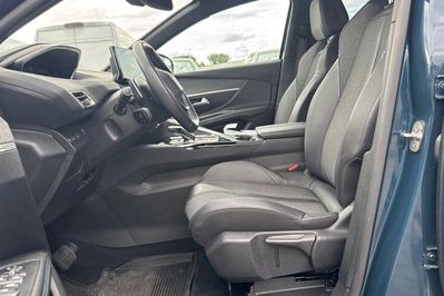 Peugeot 3008 1.2 PureTech Allure S&S EAT8