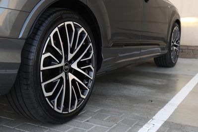 Audi Q7 55 TFSI e quattro S Line