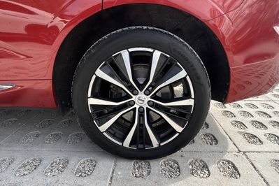 Volvo XC60 T6 PHEV AWD Plus Bright