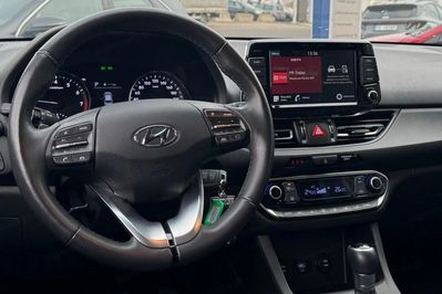 Hyundai i30 1.0 t-Gdi Smart Dct