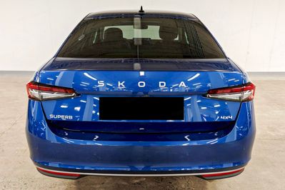 Skoda Superb L&K 2.0 TSI DSG 4x4