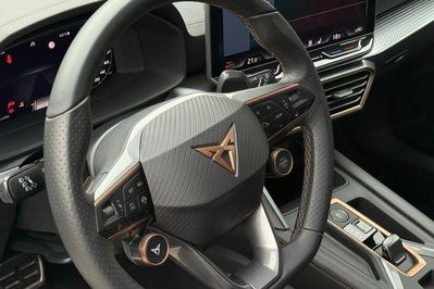 Cupra Leon eTSI DSG