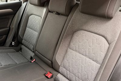 Volkswagen Passat 1.5 TSI Business DSG