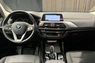 BMW X3 xDrive20d Advantage