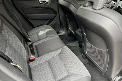 Volvo XC60 B5 B AWD Core