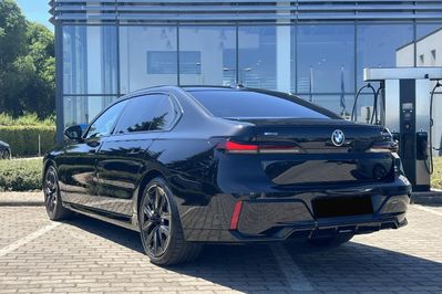 BMW Seria 7 740d xDrive M Sport