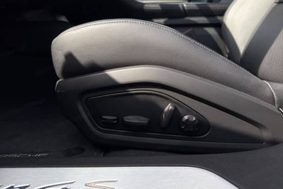 Porsche Taycan 4S Black Edition