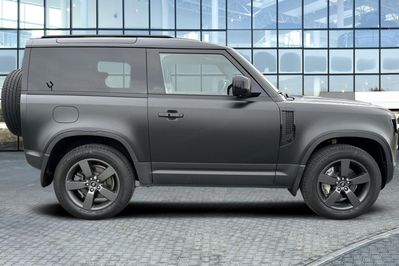 Land Rover Defender 90 D300 mHEV SE