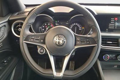 Alfa Romeo Stelvio Turbo Executive Q4