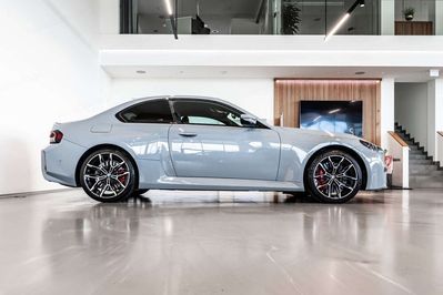 BMW Seria 2 M2