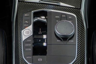 BMW Seria 3 330i xDrive M Sport