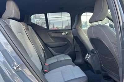 Volvo XC40 B3 Plus Dark aut