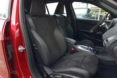 BMW Seria 1 120 mHEV aut